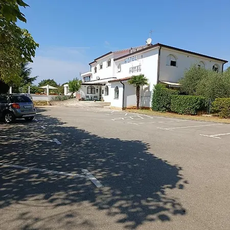 Hotel Holiday 酒店 Buici (Istria)