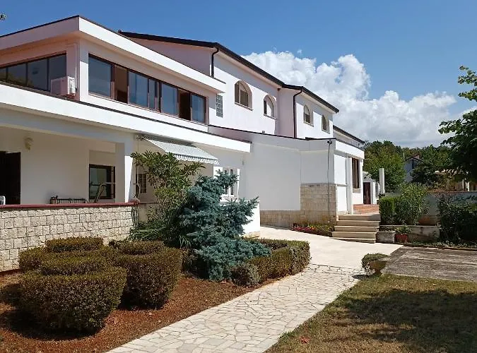 Hotel Holiday Buici (Istria)
